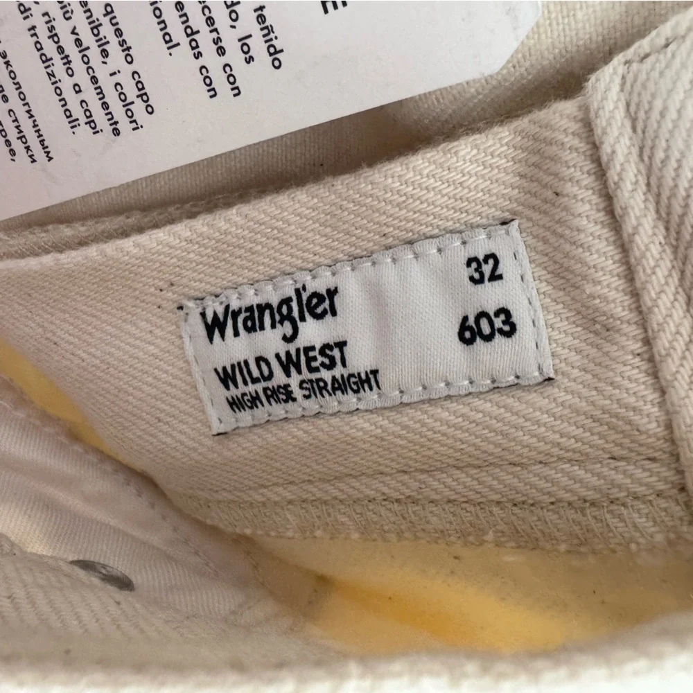 Wrangler Jeans Denim Wild West High Rise Straight Cream Twill Ecru White Wash - Picture 12 of 12